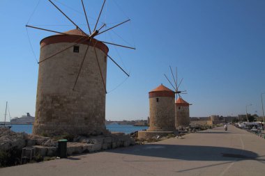 Rodos, Yunanistan Mandraki Harbour Mill