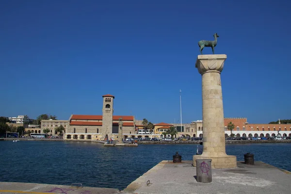 Portu Mandraki w Rodos, Grecja — Zdjęcie stockowe