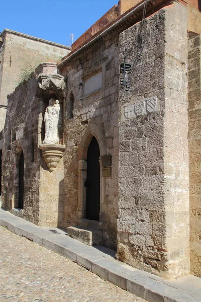 Church in Rhodes city, Greece — Stock Photo, Image