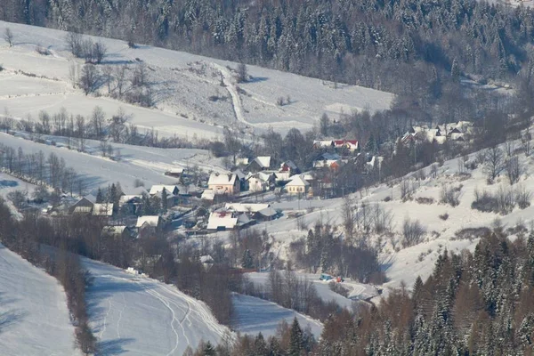 Село Зимой Словакия — стоковое фото