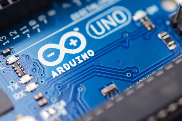 Arduino UNO mikro denetleyici