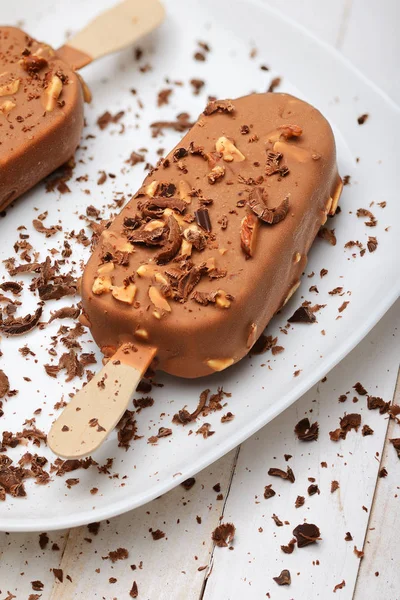 Gelato al ghiacciolo al cioccolato — Foto Stock