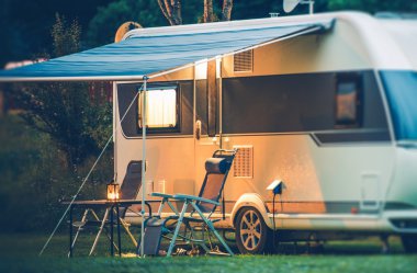 Seyahat Trailer CARAVANING