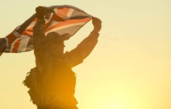 Британського солдата з Великобританії прапор — стокове фото