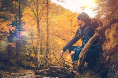 Sonbahar yaprakları Trail zammı