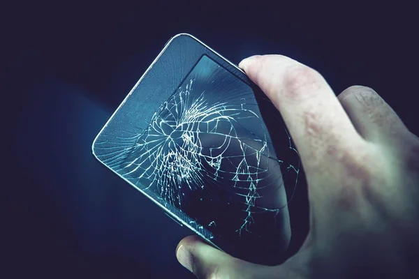 Skadade smarttelefonskärmen — Stockfoto