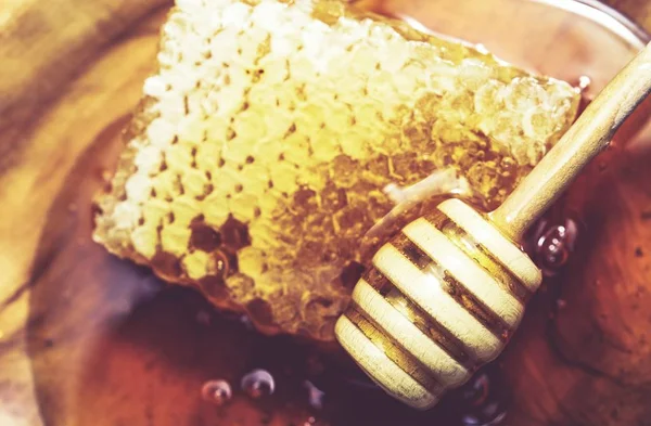 Zoete smaakvolle honing — Stockfoto