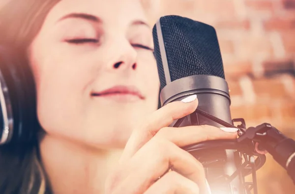 Muziek opnemen met passie — Stockfoto