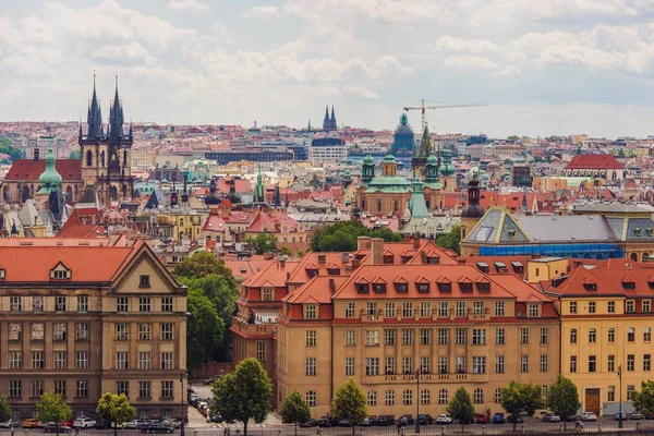 Prag Tjeckien stadsbild — Stockfoto