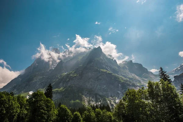 Scenic Wetterhorner Massif — Stockfoto