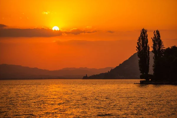 Sunset Danau Thun Swiss — Stok Foto