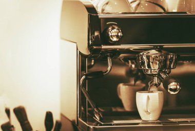 Fincan Cappuccino yapmak