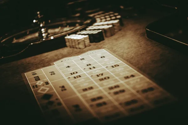 Roulette-Rad-Spieltisch — Stockfoto