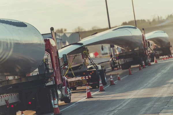 Wind Turbine Blades verzending — Stockfoto