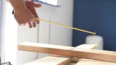 Küçük ahşap yapılar Tema. İnşaat alanı.