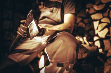 Balta tarafından Doğrama ahşap günlükleri