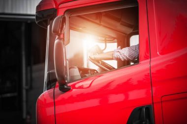 Kamyon sürücüsü iş