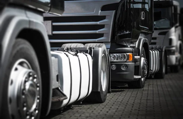 Trucks Staying in Traffic — Stock Photo, Image