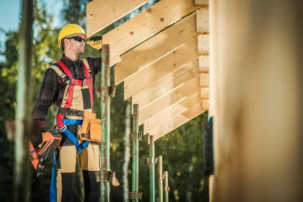 Worker with Nail Gun — Stock Photo, Image