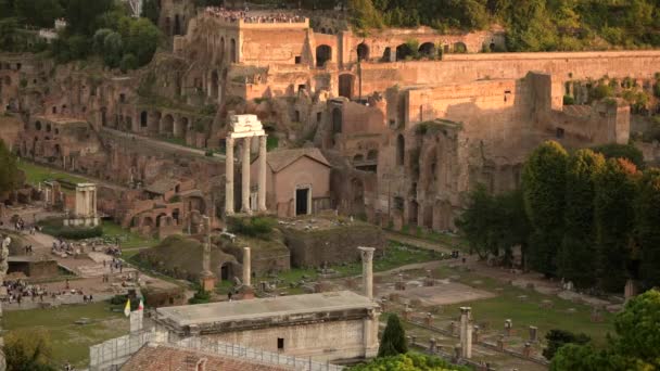 15 de octubre de 2019. Roma, Italia. Foro Romano Edificios del Gobierno Antiguo . — Vídeo de stock