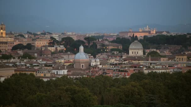 Staden Rom Panorama ay Sunset. Berömda historiska byggnader och stadsbilden. — Stockvideo