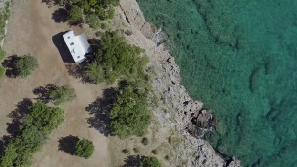 Γραφική Αδριατική Μεσογειακή Θάλασσα Καλοκαίρι και το Camping Site — Αρχείο Βίντεο