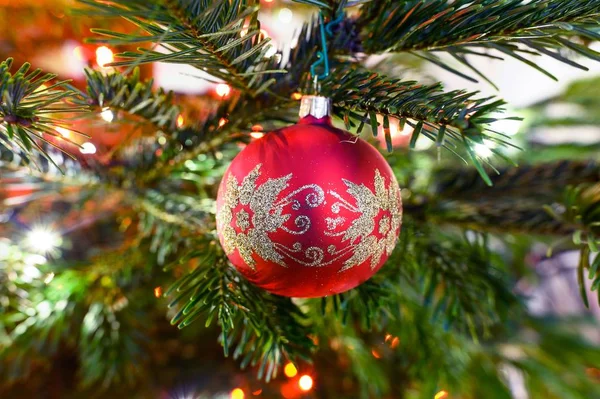Elegante árbol de Navidad — Foto de Stock