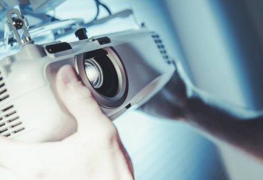 Voideo Projektörü Ayarlanıyor