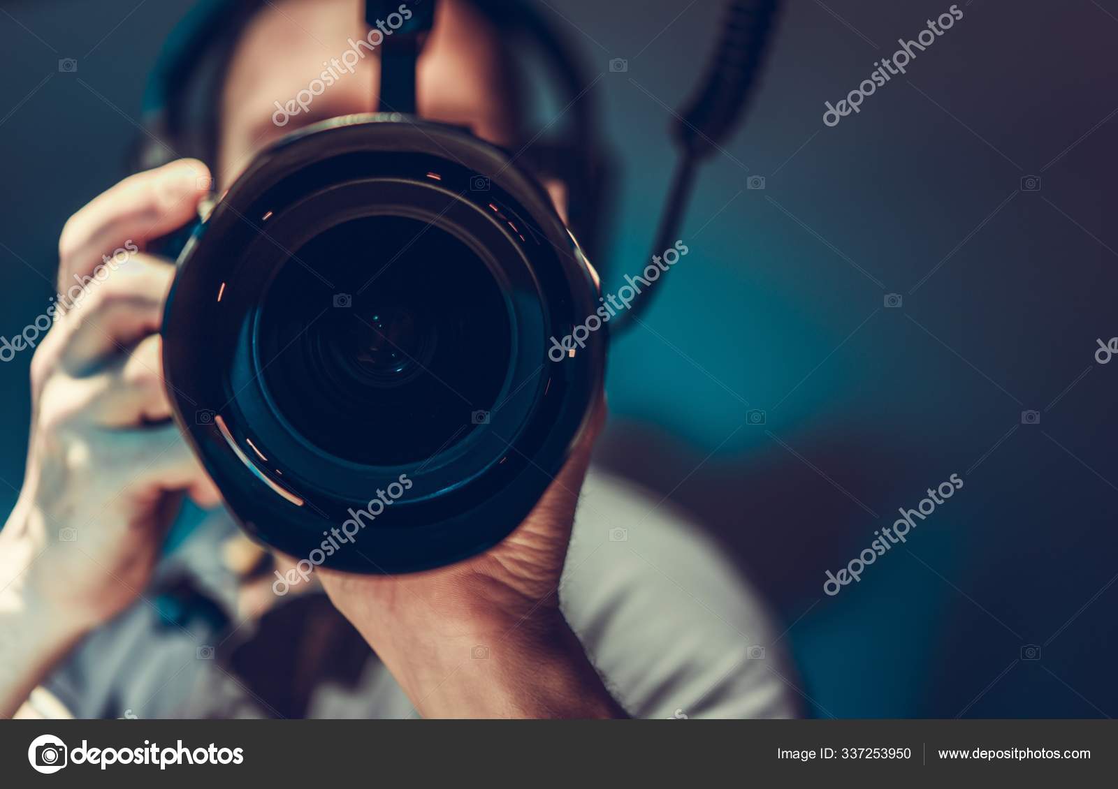 96,000+ Digital Camera Stock Photos, Pictures & Royalty-Free Images -  iStock