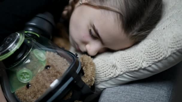 Dziewczyna Szybko Zasnęła Środku Nocy Żywe Sny Swoim Trudnym Dniu — Wideo stockowe