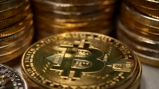 Cryptocurrency Συμβολίζεται Χρυσά Νομίσματα Που Συσκευάζονται Δίπλα Ένας Στον Άλλο — Αρχείο Βίντεο