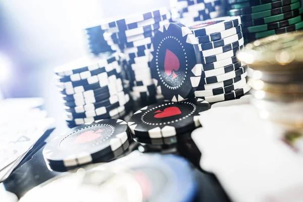 Casino Gambling Table Chips Close Las Vegas Casino Juego Foto — Foto de Stock