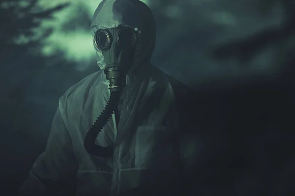 Biohazard Air Pollution Theme Hazmat Suit Gas Mask Wearing Men — Stock Photo, Image
