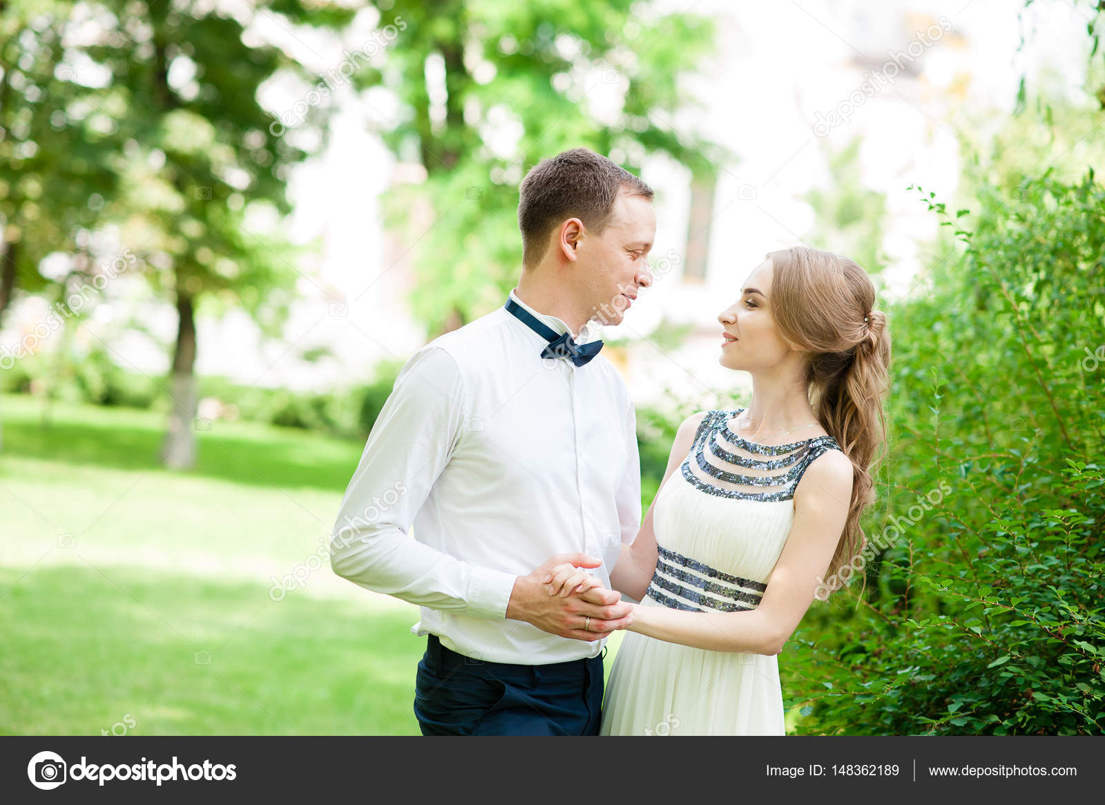 seznamka biracial randění s datem, jak získat přítelkyni