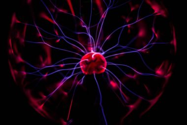 Plazma topu lamba enerji, güç, elektrik, bilim ve fizik için küre kavramı