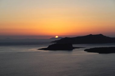 Yunanistan 'ın Santorini adasında gün batımı