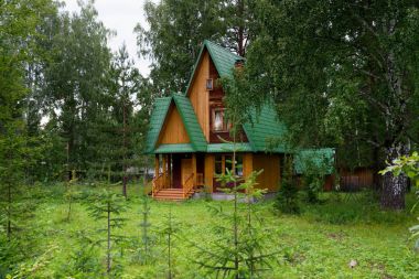 Ormandaki kulübede.