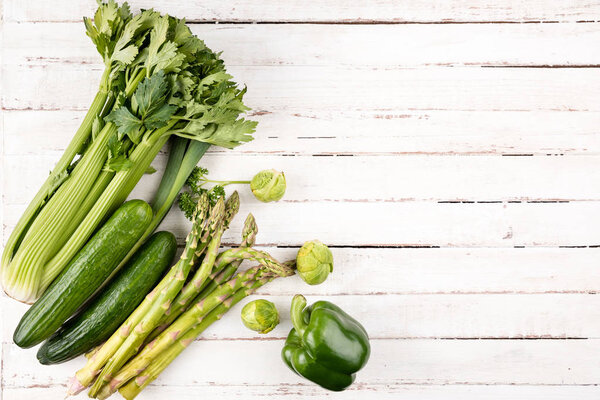 Свежие сезонные овощи  