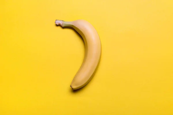 Fresh yellow banana — Stock Photo, Image