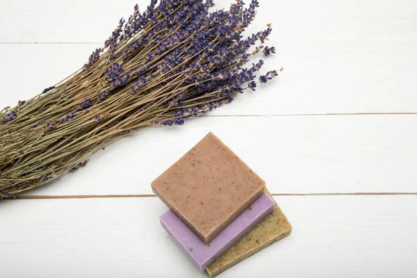 Homemade soap with dried lavender — Stock Photo, Image