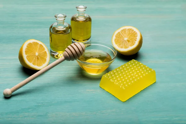Házi készítésű méz szappan — Stock Fotó