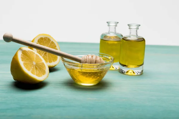 レモンと蜂蜜とオイル — ストック写真