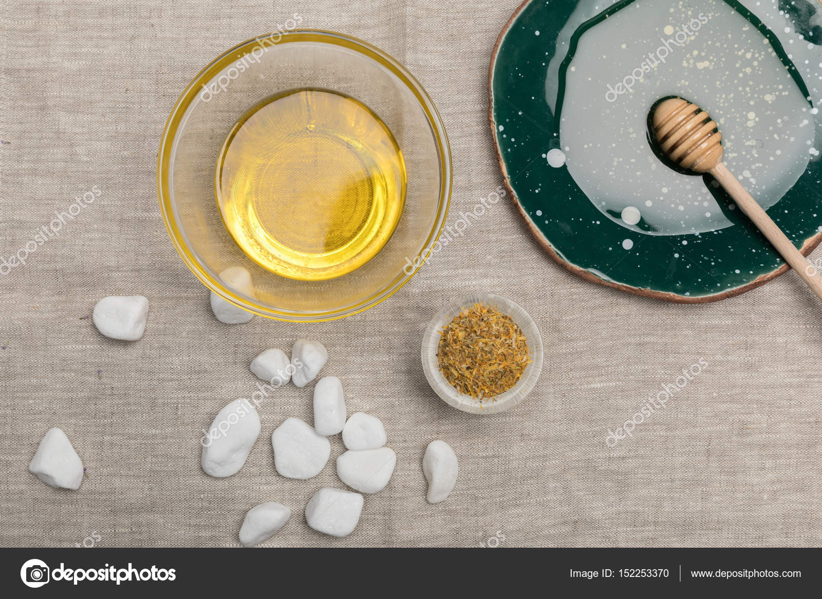 Natural aromatherapy products — Stock Photo © VikaKhalabuzar 152253370