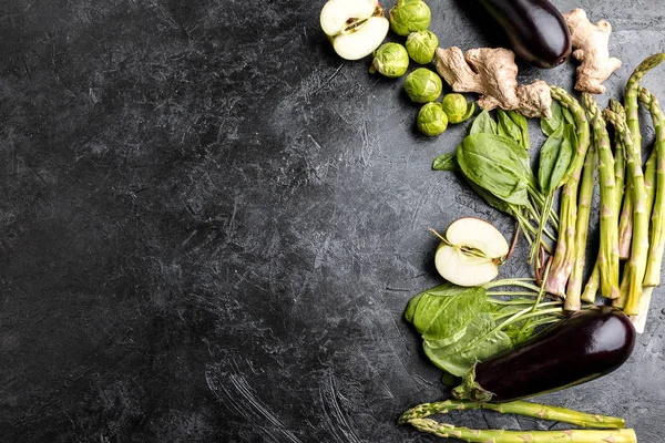 Produtos hortícolas frescos sazonais — Fotografia de Stock