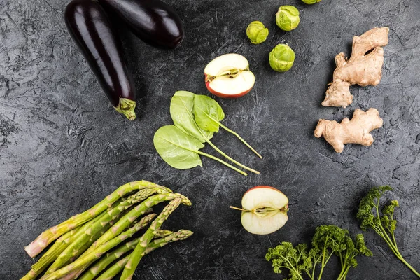 Verduras frescas de temporada - foto de stock