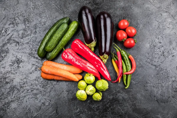 Verduras frescas de temporada - foto de stock