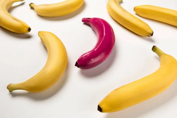 Colección de plátanos coloridos - foto de stock