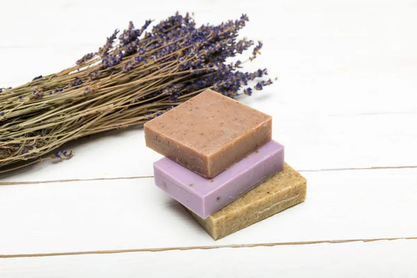 Homemade soap with dried lavender — Stock Photo