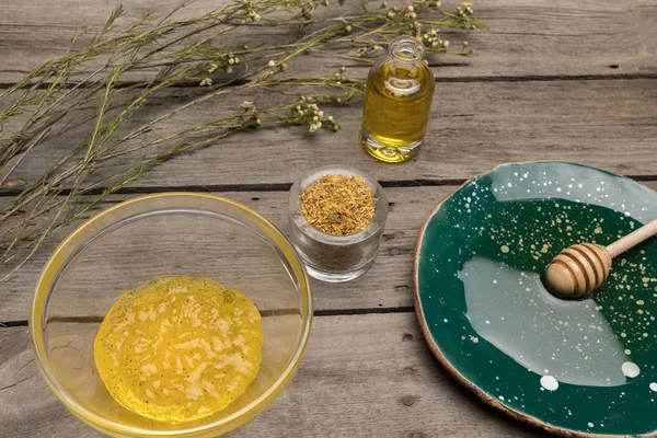 Produits d'aromathérapie naturelle — Photo de stock