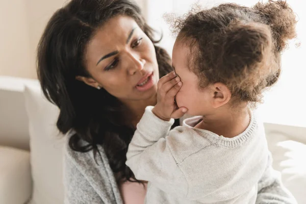 Mother and little daughter — Stock Photo, Image